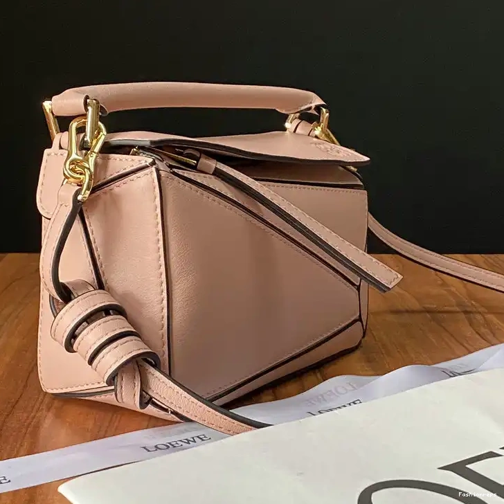 Fashionrepsfam ru Bag Loewe 2209SW0021 0820